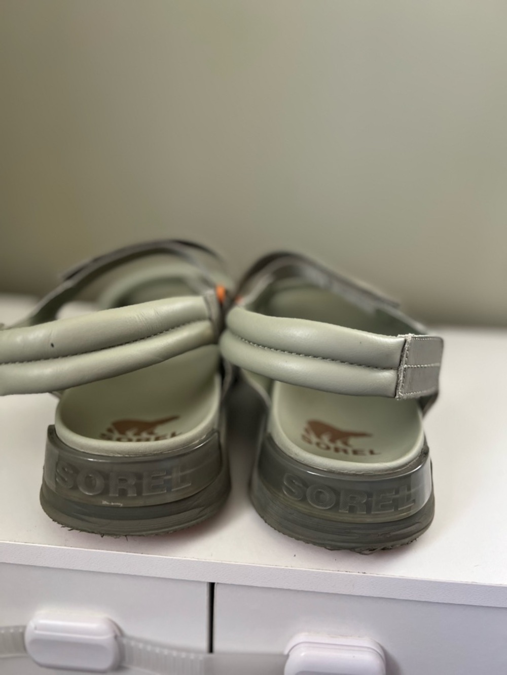 Sorel Vibe Olive Padded-Strap Sandals - Picture 5 of 5